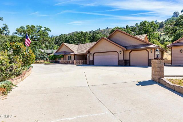 30100 Sunland Way, Tehachapi, CA 93561