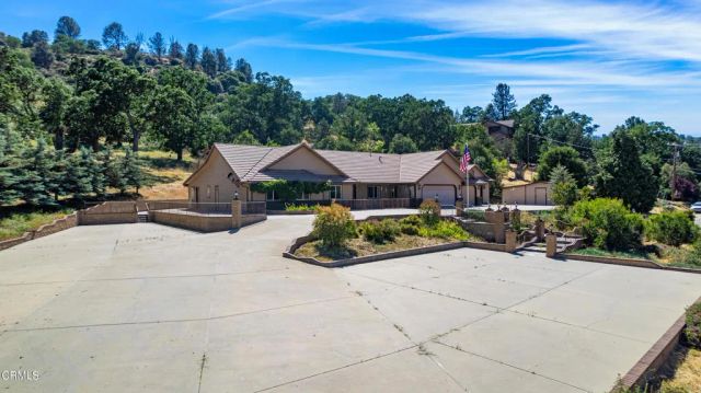 30100 Sunland Way, Tehachapi, CA 93561