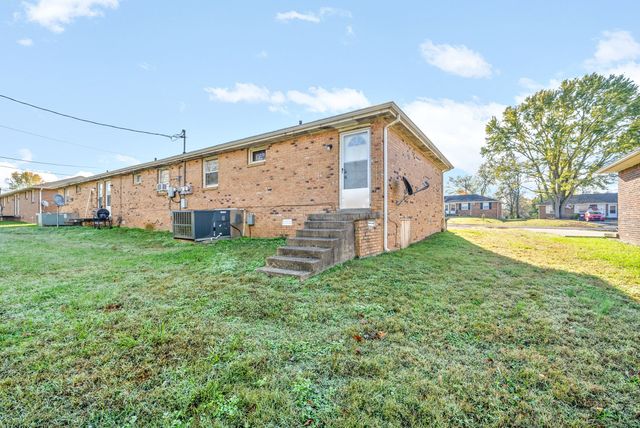 113 Tandy Dr Apt C, Clarksville, TN 37042