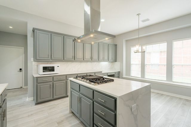 7728 Saragosa Creek Drive, Plano, TX 75025