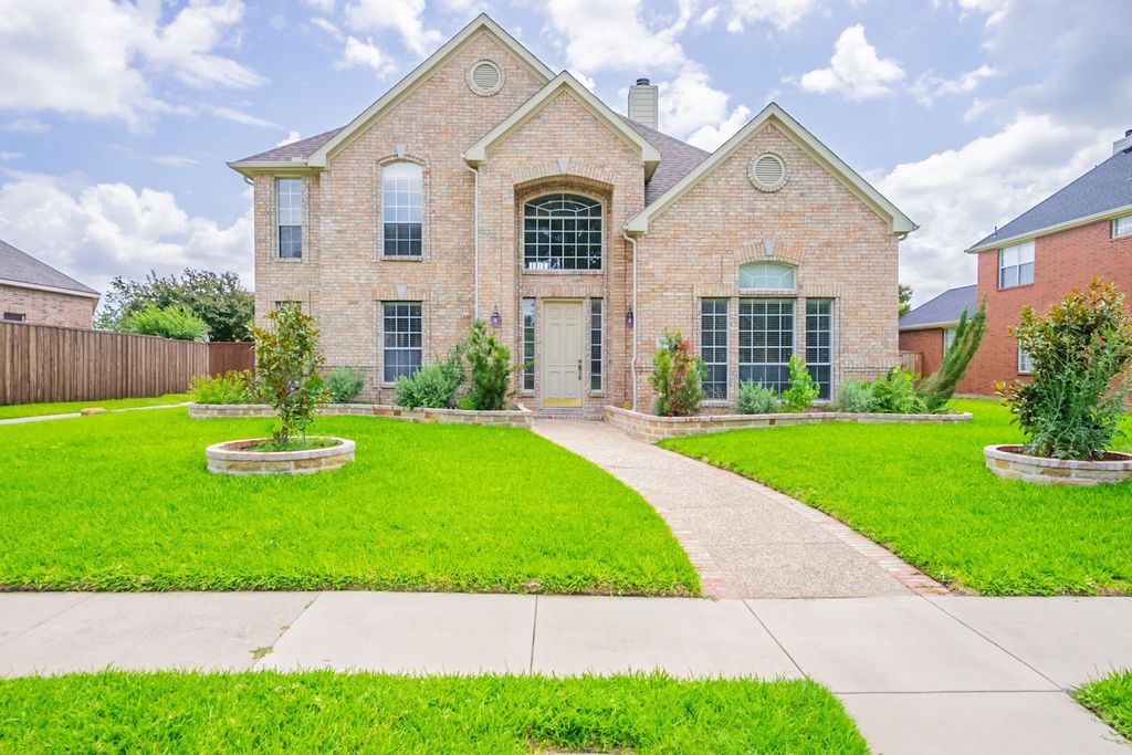 7728 Saragosa Creek Drive, Plano, TX 75025