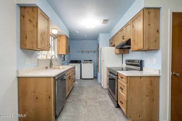 1836 Juniper Avenue, Las Cruces, NM 88001