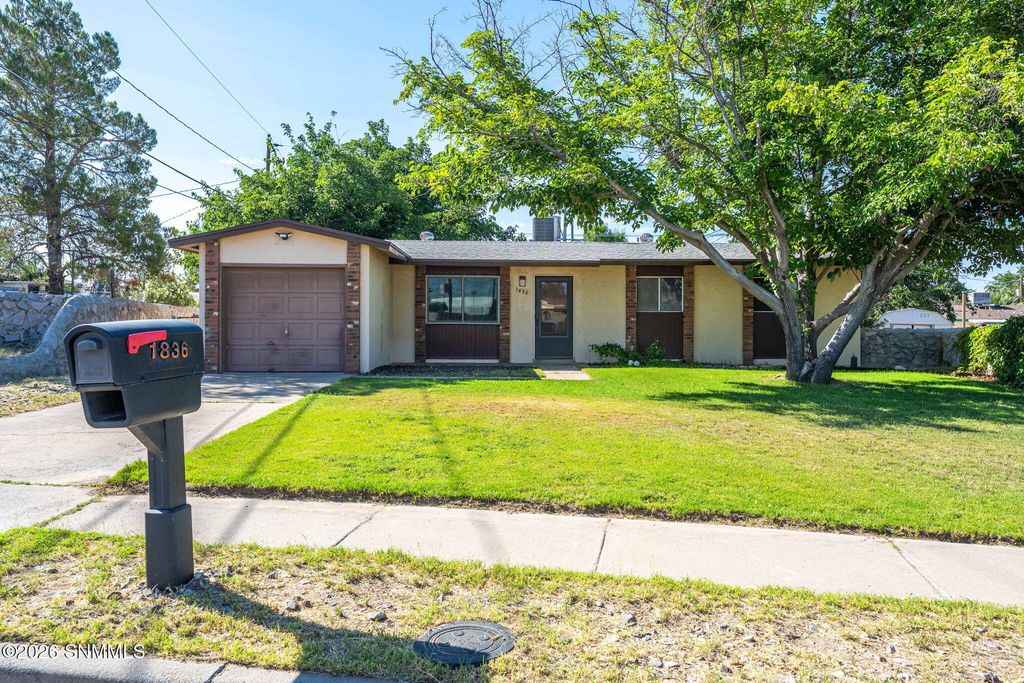 1836 Juniper Avenue, Las Cruces, NM 88001