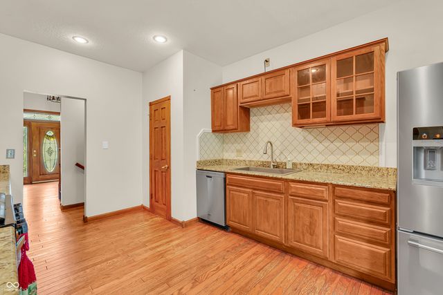 2690 E County Road 800 S, Clayton, IN 46118