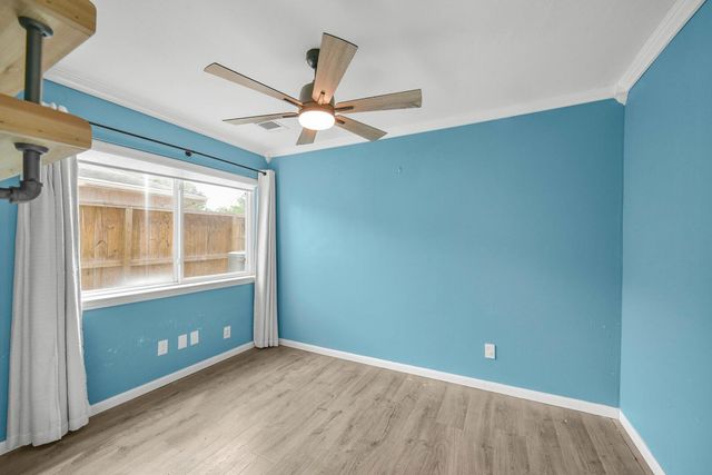 12111 Whittington Drive, Houston, TX 77077