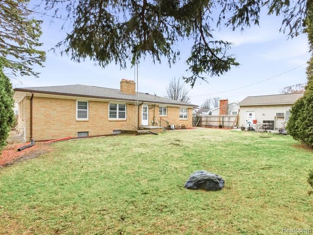 2025 Union Street, Port Huron, MI 48060