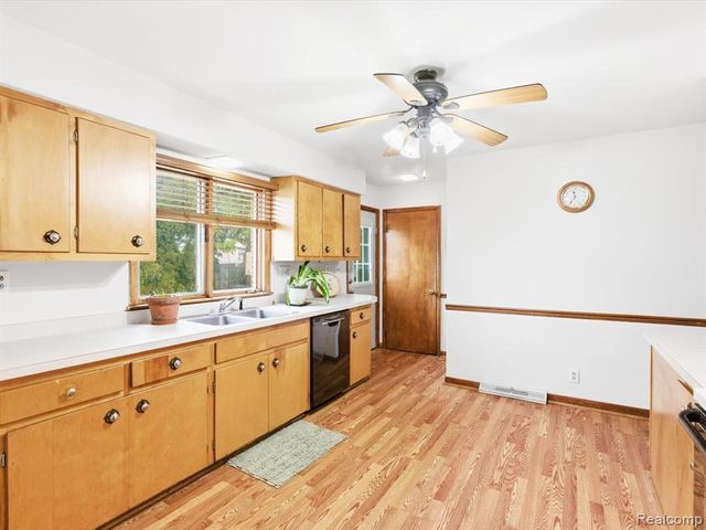 2025 Union Street, Port Huron, MI 48060