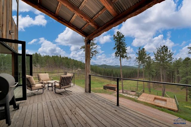 23968 THOMPSON DR, Hill City, SD 57745