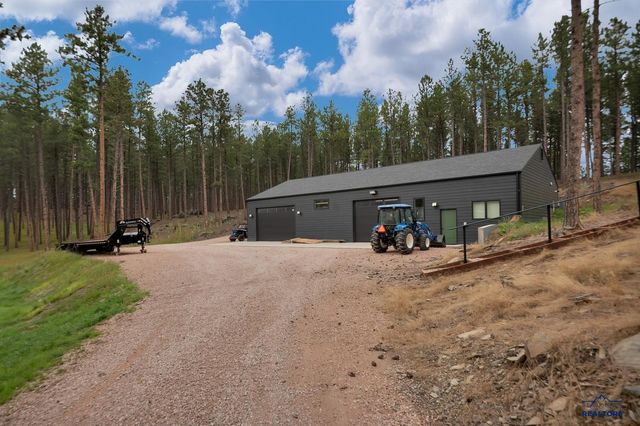 23968 THOMPSON DR, Hill City, SD 57745