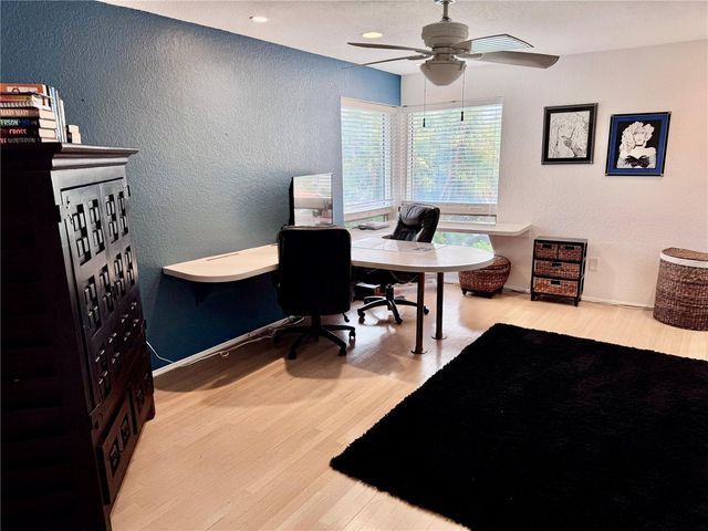 735 79TH CIRCLE S, St Petersburg, FL 33707
