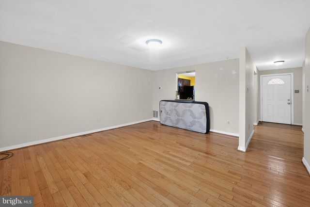 14 SEEK CT, Takoma Park, MD 20912