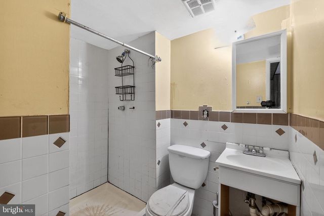 14 SEEK CT, Takoma Park, MD 20912