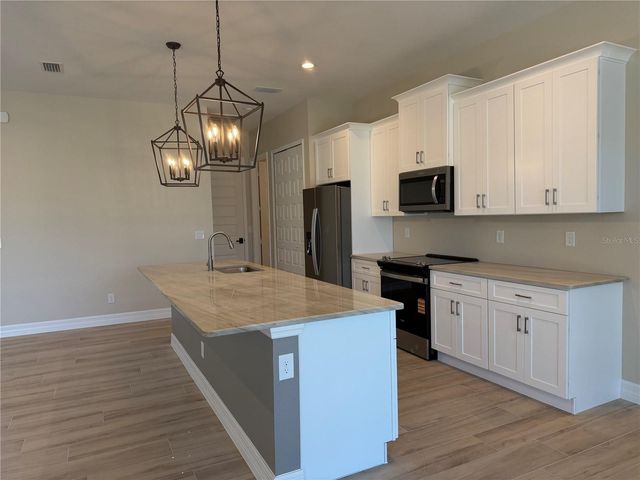7417 JENNIFER DRIVE, Port Charlotte, FL 33981