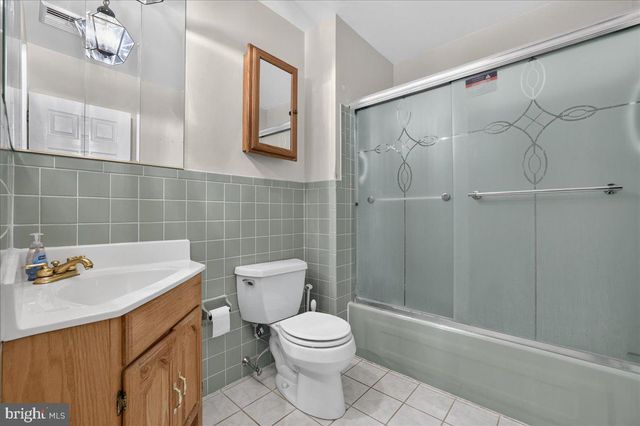 505 FAITH DR, Norristown, PA 19403