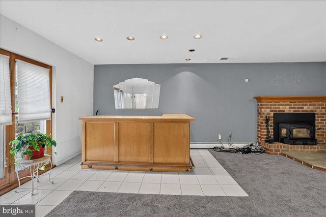 505 FAITH DR, Norristown, PA 19403