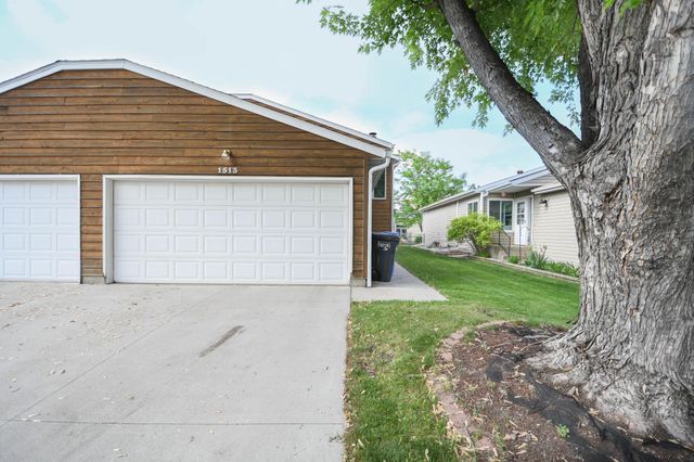 1513 28th Avenue S, Fargo, ND 58103