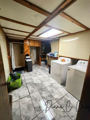 123 Riverside Drive, Hart, MI 49420