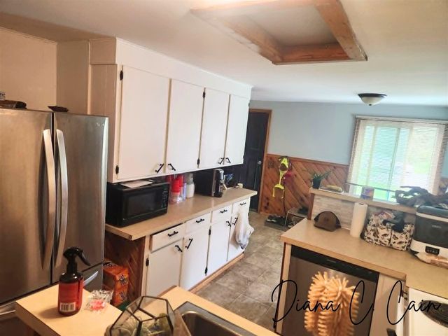 123 Riverside Drive, Hart, MI 49420
