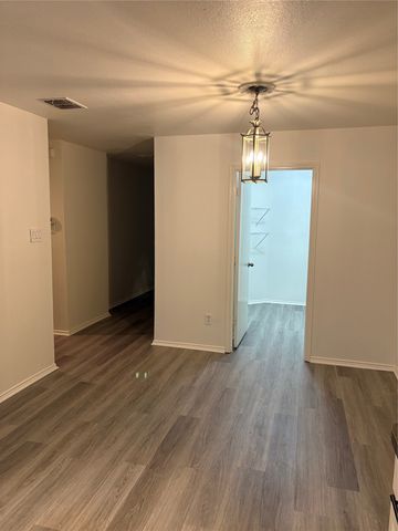 8836 Valley River Drive, Fort Worth, TX 76244