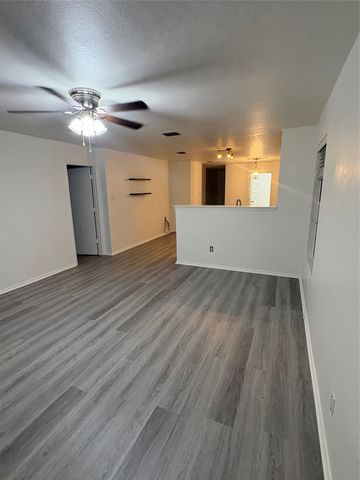8836 Valley River Drive, Fort Worth, TX 76244
