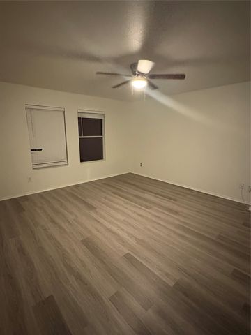 8836 Valley River Drive, Fort Worth, TX 76244