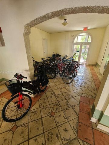 900 16th St 109, Miami Beach, FL 33139