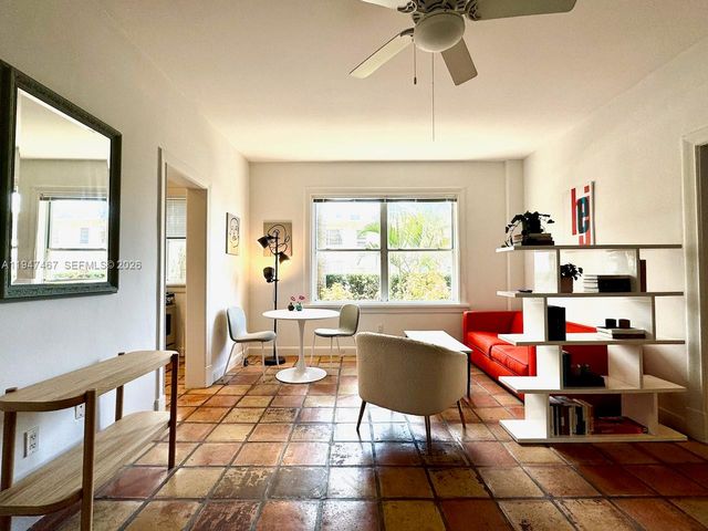 900 16th St 109, Miami Beach, FL 33139