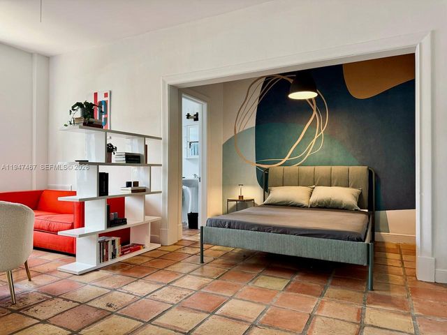 900 16th St 109, Miami Beach, FL 33139