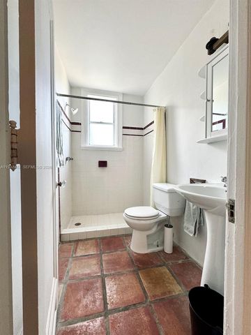 900 16th St 109, Miami Beach, FL 33139