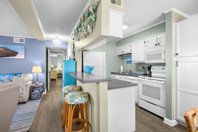 609 Hillside Dr S Unit D2, North Myrtle Beach, SC 29582