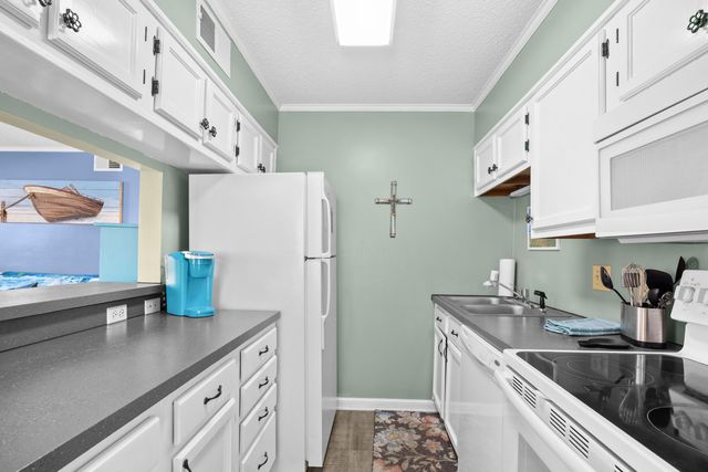 609 Hillside Dr S Unit D2, North Myrtle Beach, SC 29582