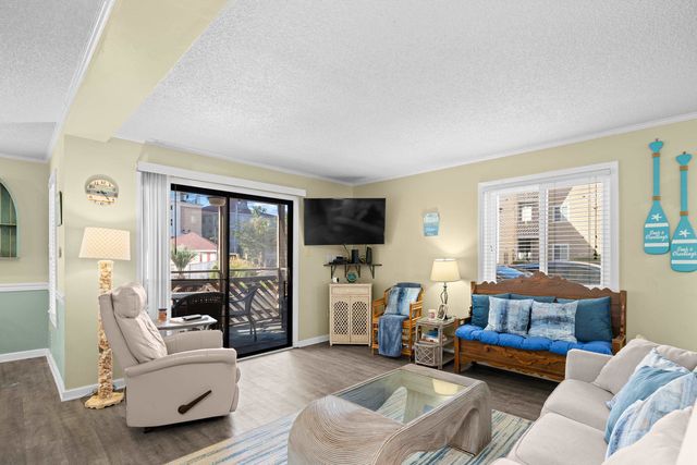 609 Hillside Dr S Unit D2, North Myrtle Beach, SC 29582