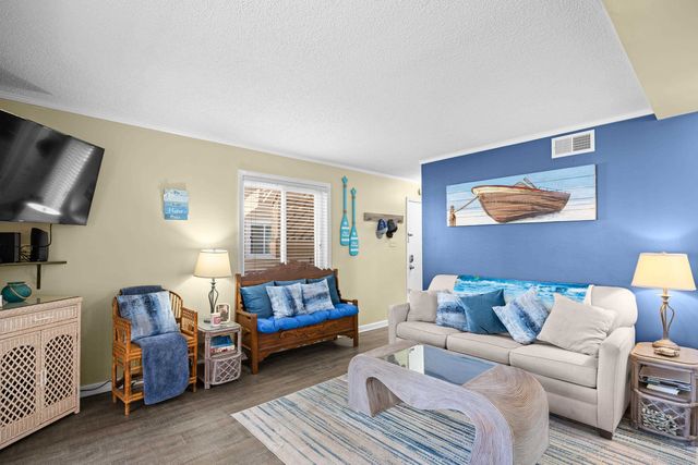 609 Hillside Dr S Unit D2, North Myrtle Beach, SC 29582