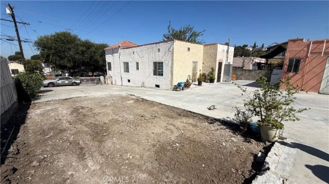 962 N Ditman, Los Angeles, CA 90063