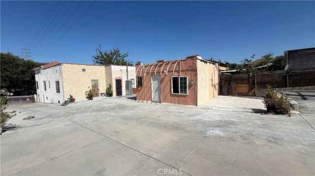 962 N Ditman, Los Angeles, CA 90063