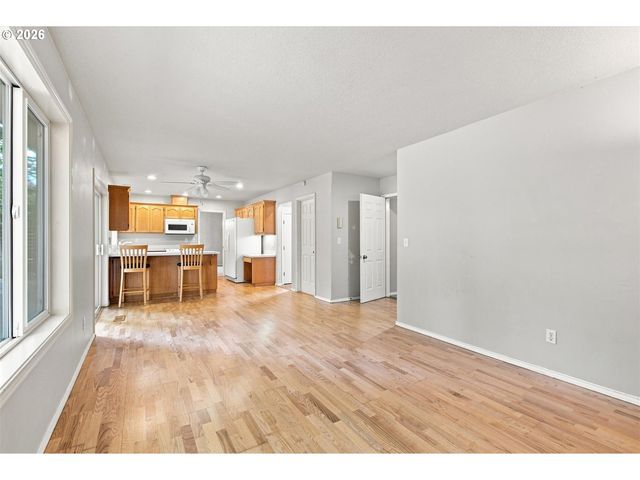 15048 Se DIAMOND Dr, Clackamas, OR 97015
