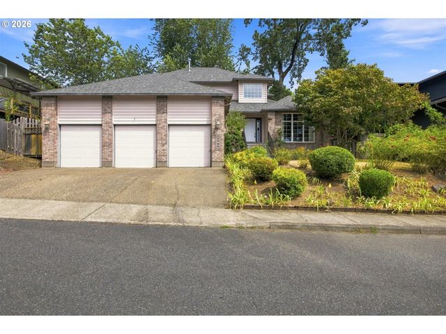 15048 Se DIAMOND Dr, Clackamas, OR 97015