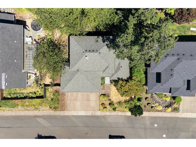 15048 Se DIAMOND Dr, Clackamas, OR 97015