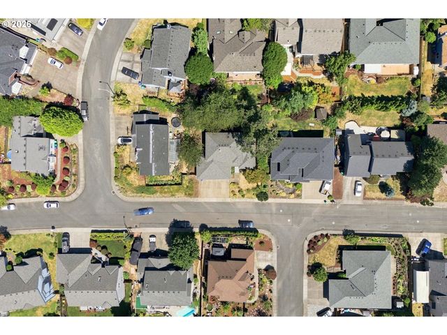15048 Se DIAMOND Dr, Clackamas, OR 97015