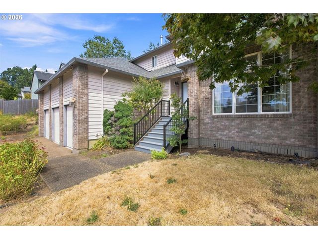 15048 Se DIAMOND Dr, Clackamas, OR 97015