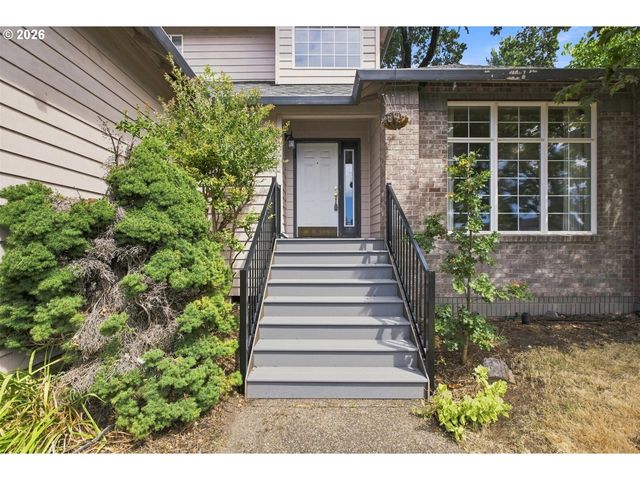 15048 Se DIAMOND Dr, Clackamas, OR 97015