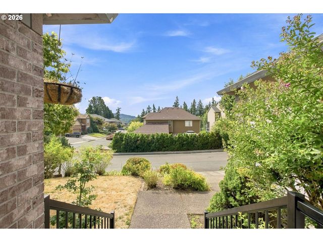 15048 Se DIAMOND Dr, Clackamas, OR 97015