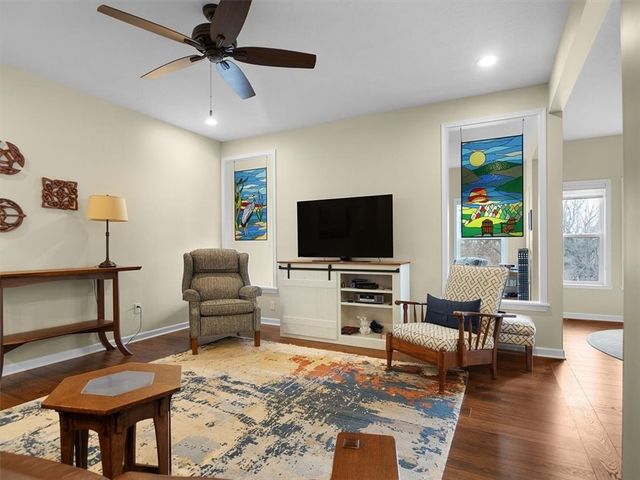 5982 Monarch Drive, Farmington, NY 14425