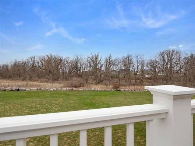 5982 Monarch Drive, Farmington, NY 14425