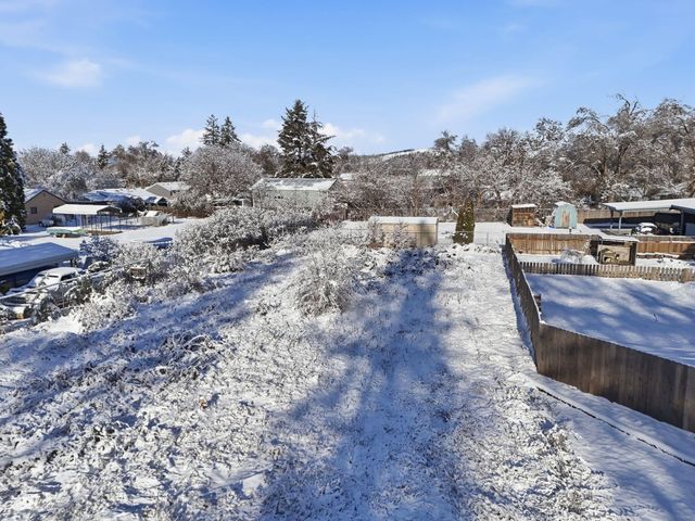 5617 E Eastwood Ave, Spokane Valley, WA 99212