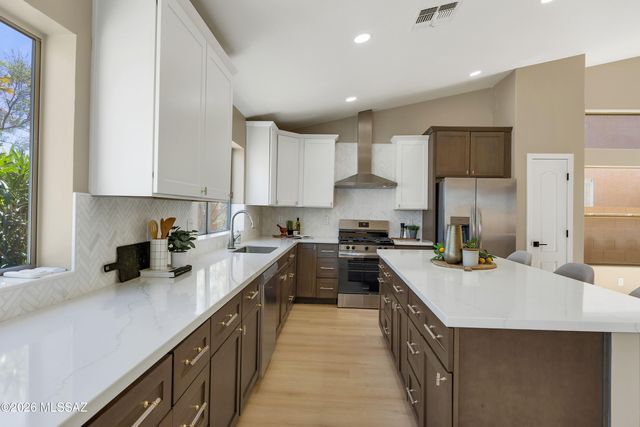 8470 N Redstone, Tucson, AZ 85743