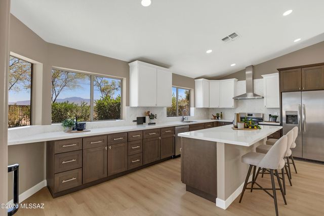 8470 N Redstone, Tucson, AZ 85743