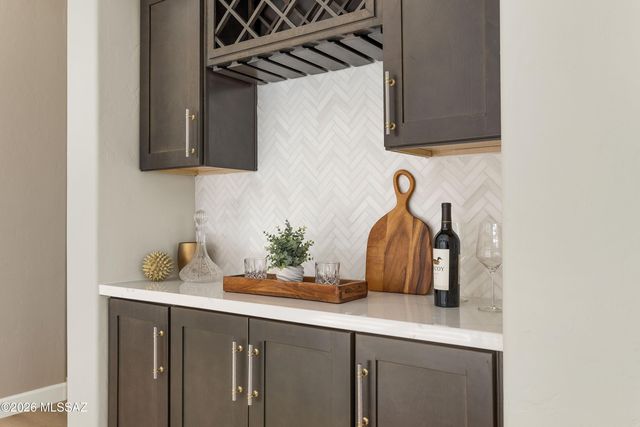 8470 N Redstone, Tucson, AZ 85743