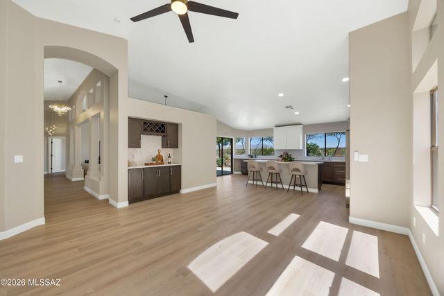 8470 N Redstone, Tucson, AZ 85743