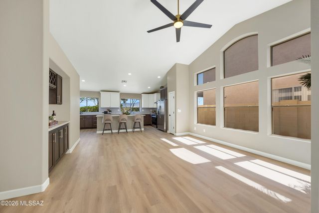 8470 N Redstone, Tucson, AZ 85743